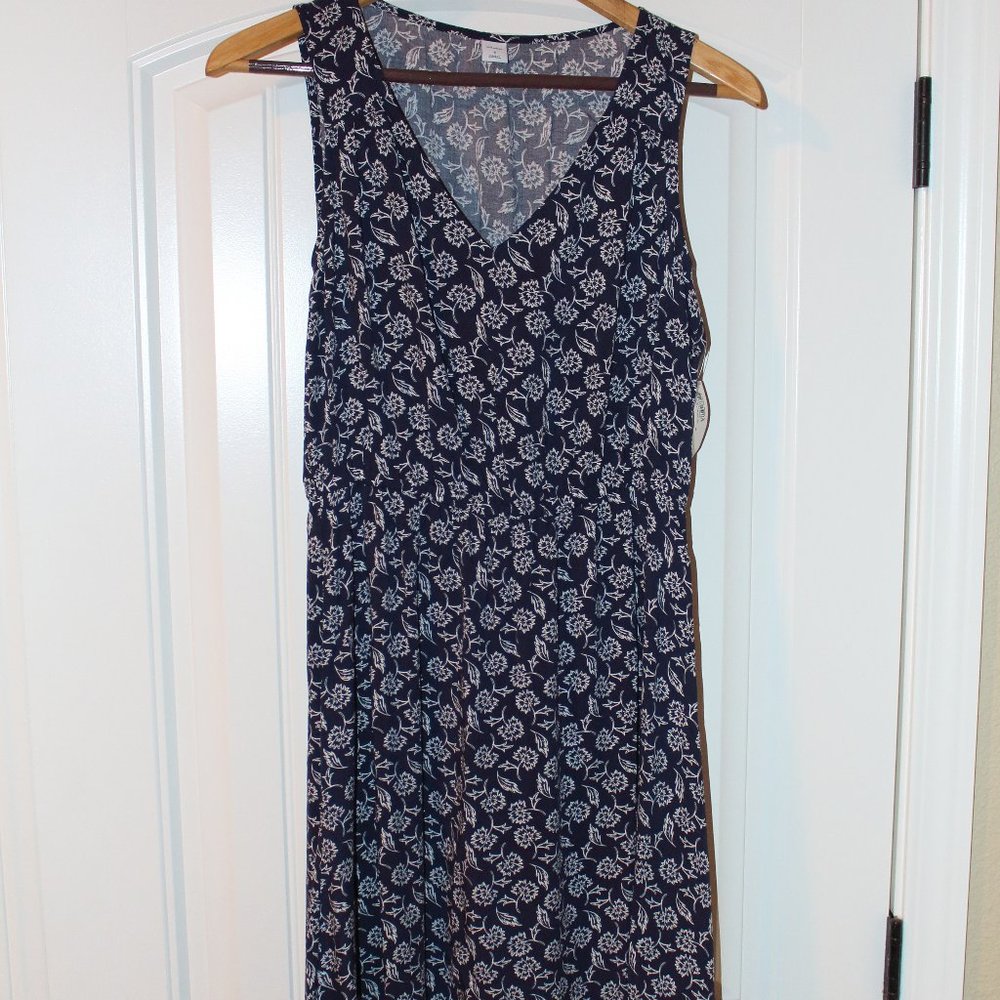 Old Navy Waist Defined Dress - Navy Floral